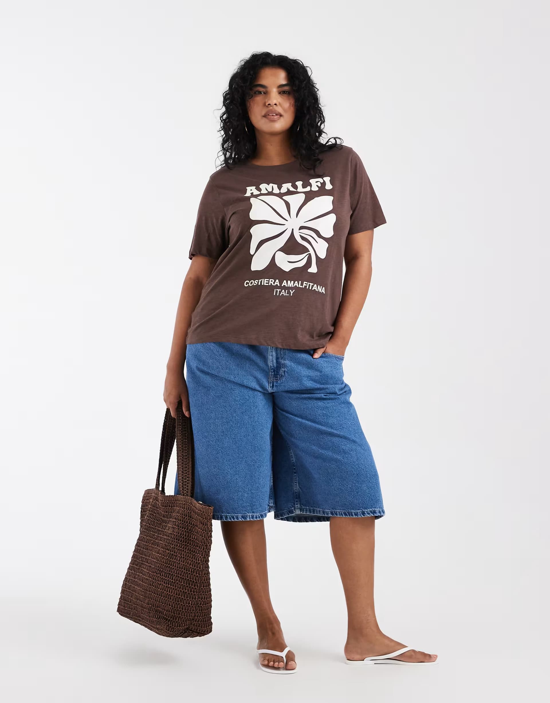 ASOS ASOS DESIGN Curve longer bermuda short in mid blue