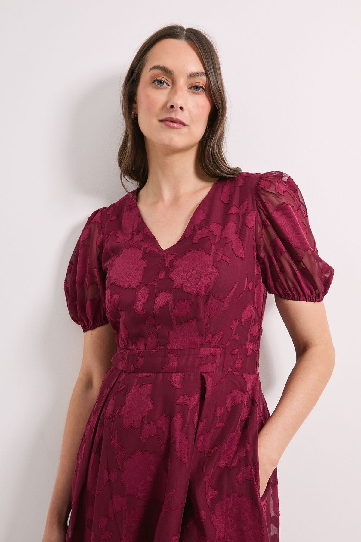 Principles Principles Women's Floral Jacquard Puff Sleeve Midi Dress in Wine - 4