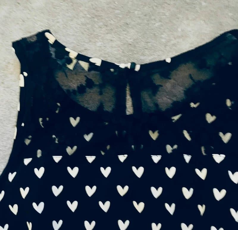 New Look New look - Sweet heart‑print dress with lace detail -| Size 10