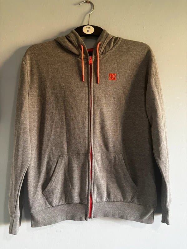 DC DC Shoes Zip-Up Hoodie Size M