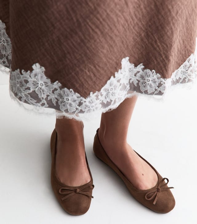 New Look Women's Brown Faux Suede Square Toe Ballerina Flats Vegan New Look - 2