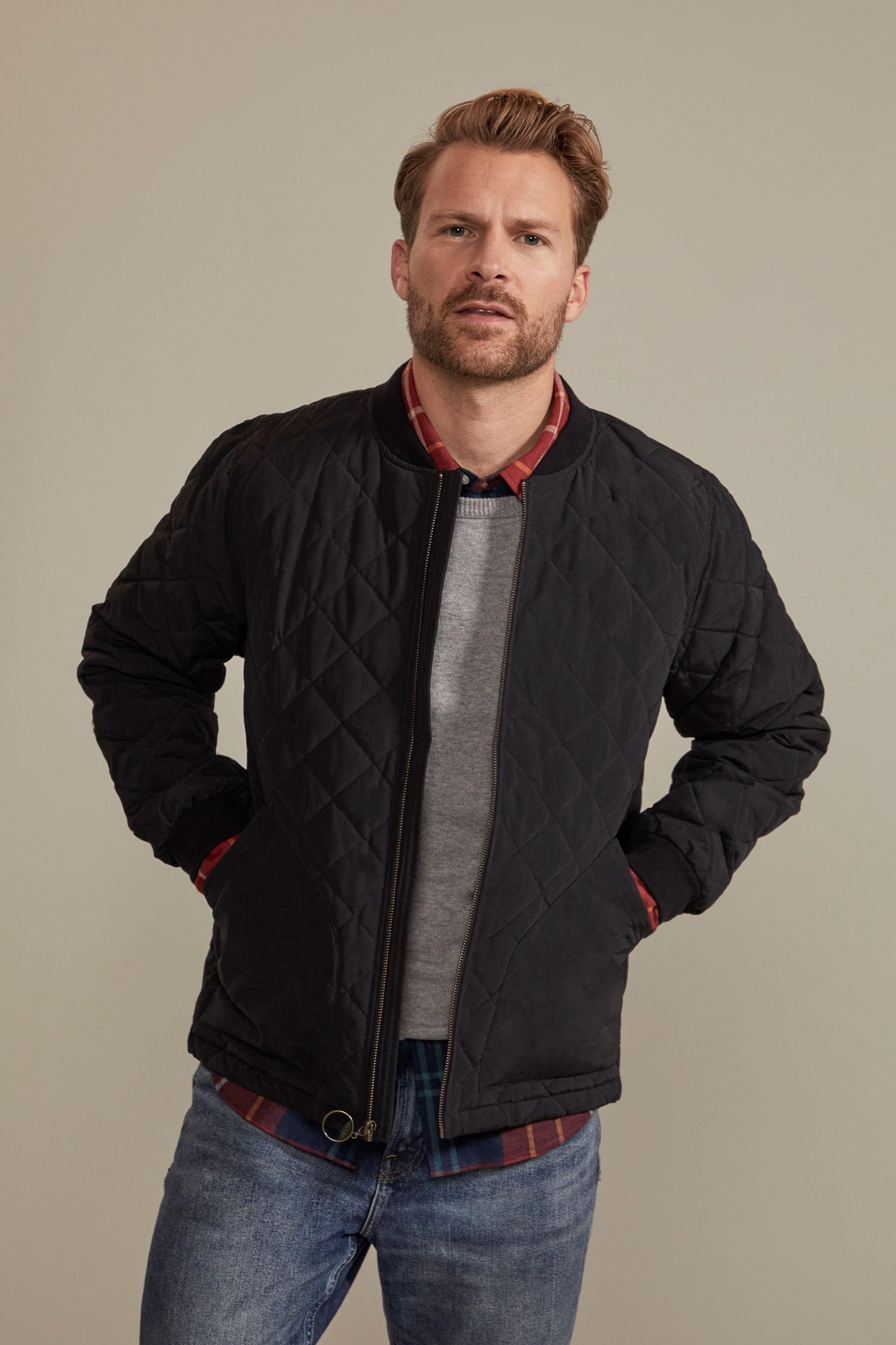 Hinter & Hobart Hinter & Hobart Men's 'Pembroke' Lightweight Water Resistant Casual Full Zip Quilted Jacket in Black