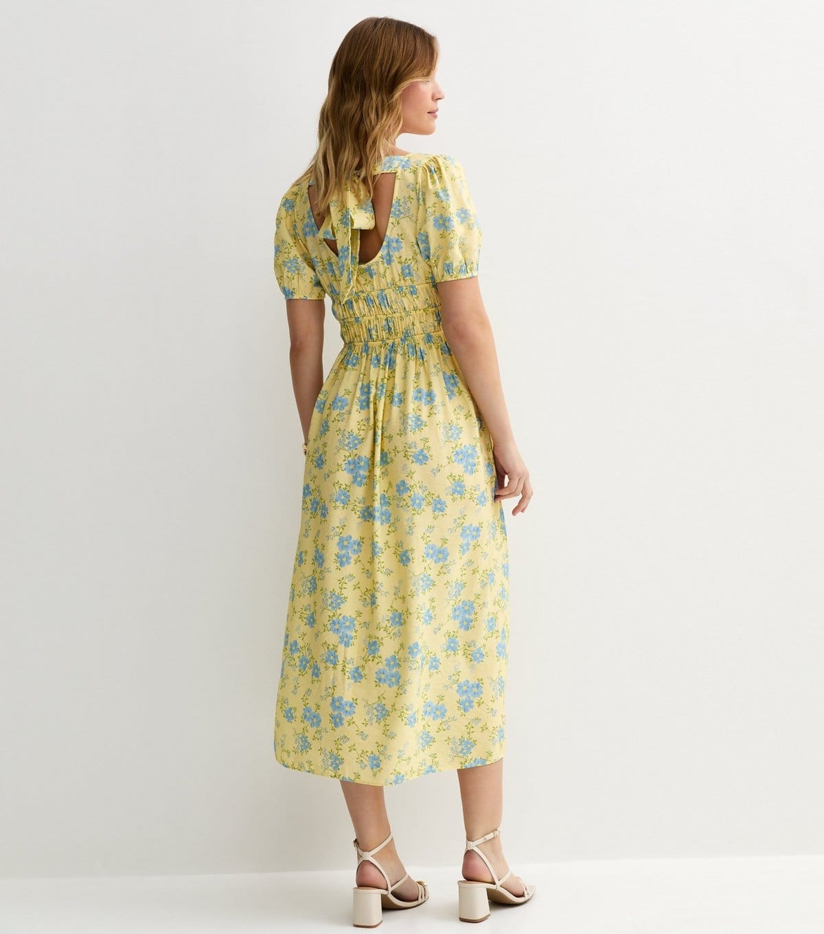 New Look Women's Yellow Crepe Ditsy Print Tiered Hem Midi Dress New Look - 4