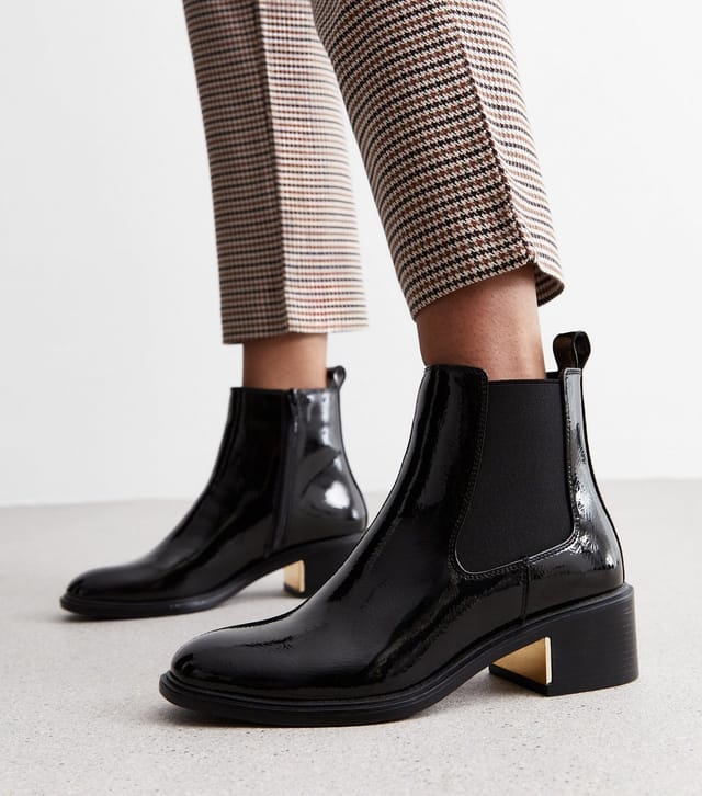 New Look Women's Black Patent Leather-Look Heeled Chelsea Boots New Look - 2