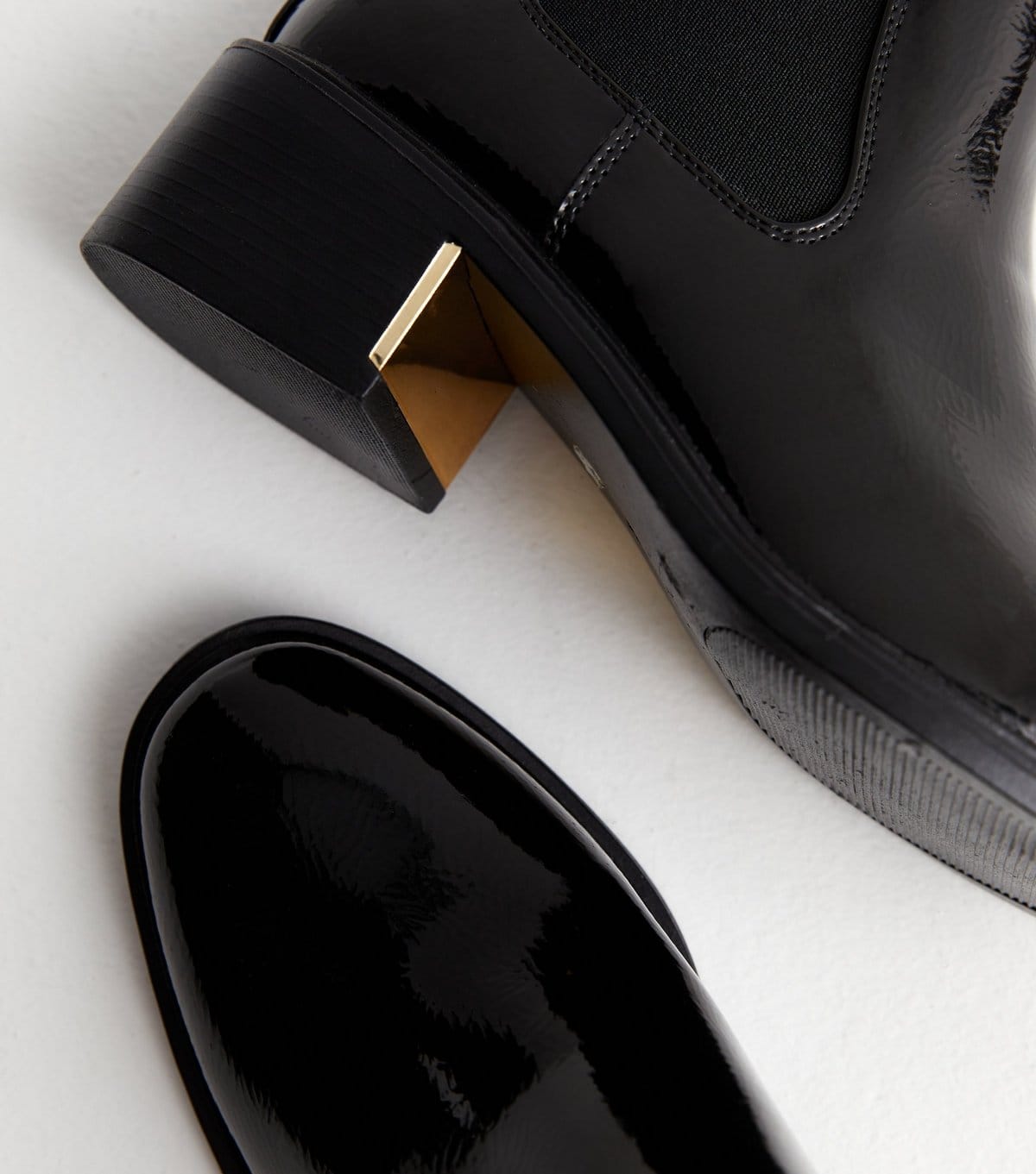 New Look Women's Black Patent Leather-Look Heeled Chelsea Boots New Look - 4