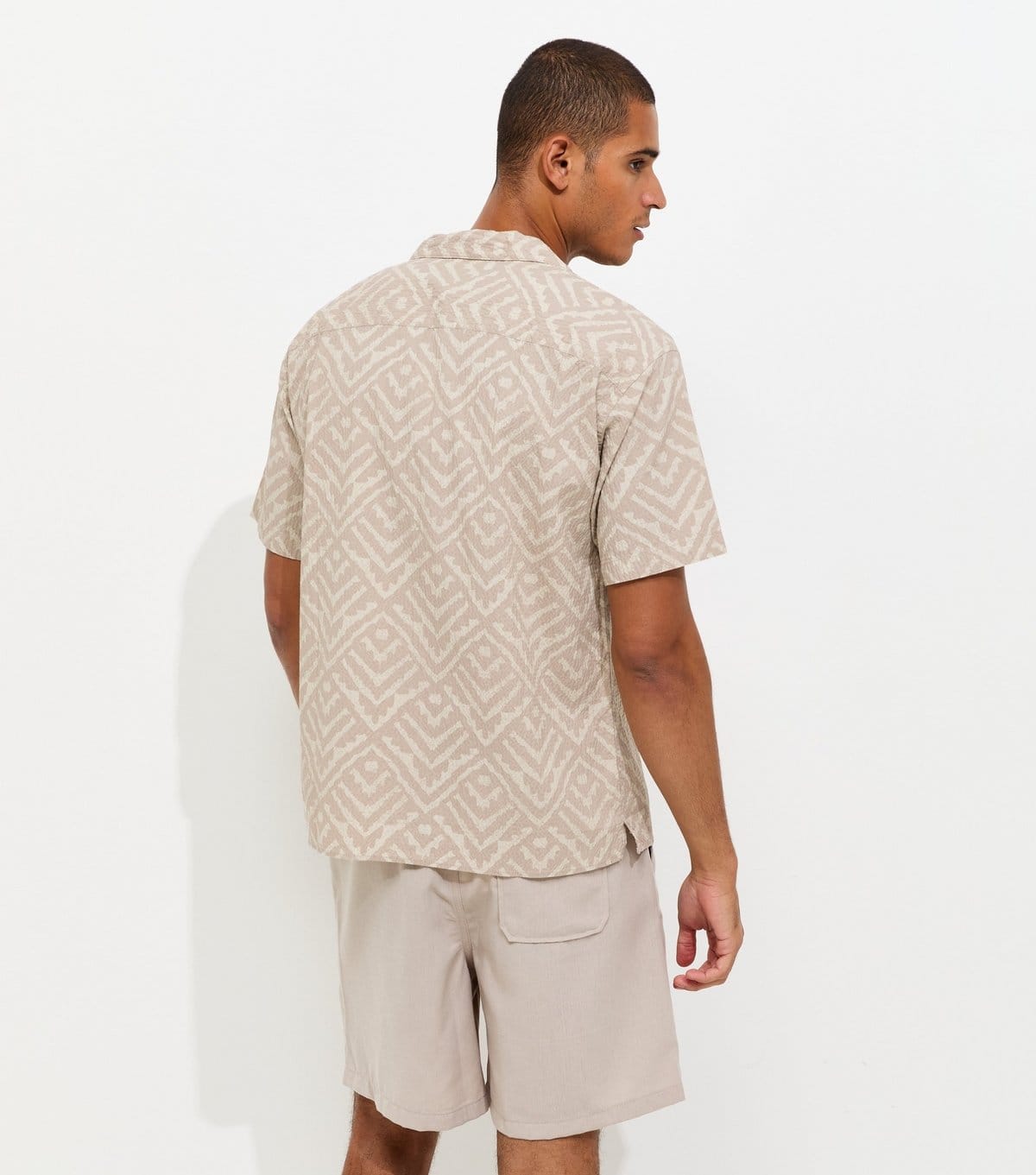 jack & jones Men's Stone Cotton Rich Seersucker Resort Short Sleeve Shirt Jack & Jones New Look - 4