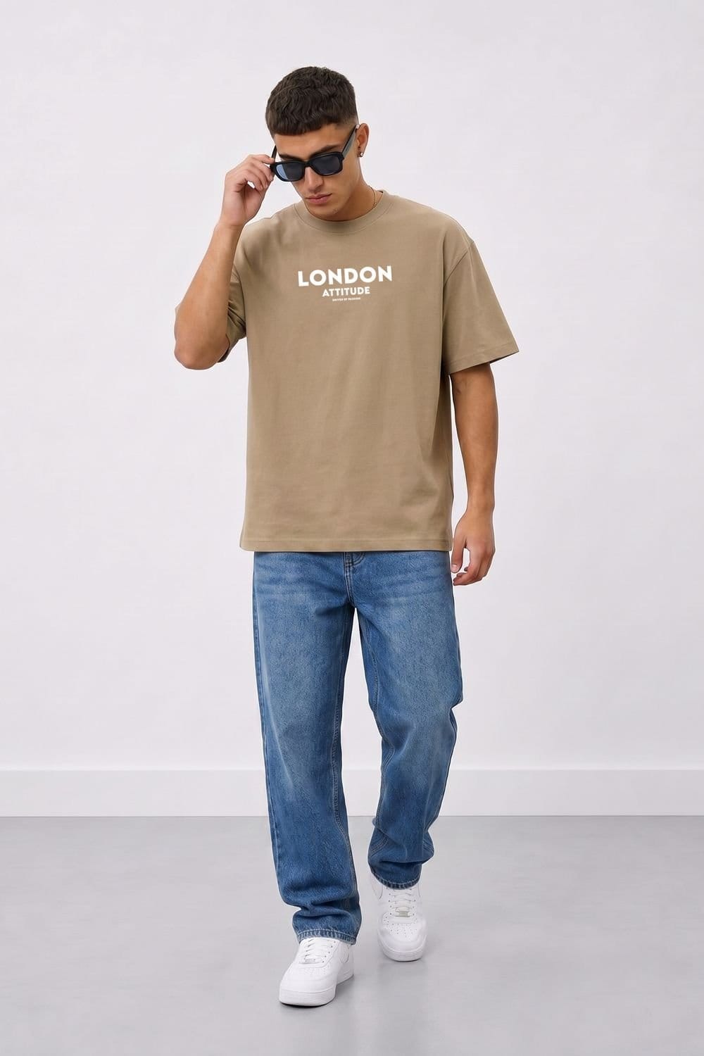 LONDON ATTITUDE LONDON ATTITUDE Men's Original Creators Dragon Graphic Heavyweight Oversized T-Shirt in Light Sand - 4