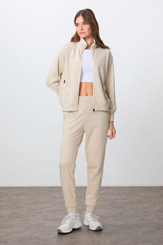 Tommy Life Tommy Life Women's Oversized Zip-collar Sweatshirt & Pants Set in Beige - 2