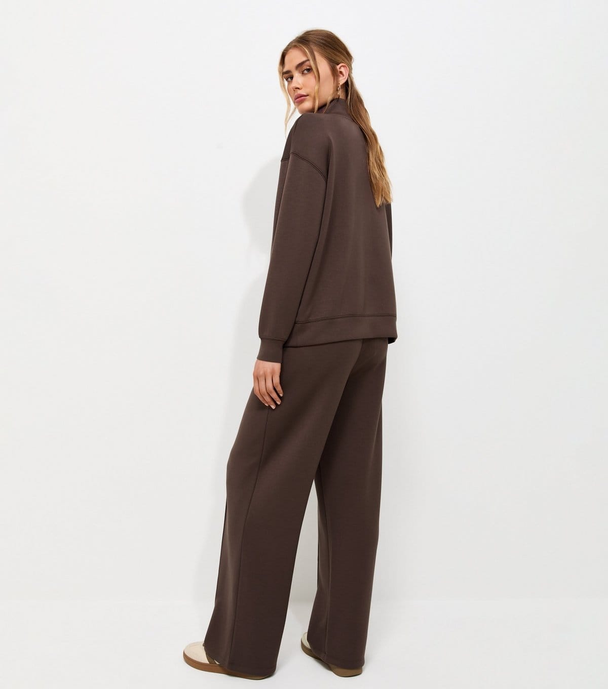 New Look Women's Premium Brown Three Quarter Zip Sweatshirt New Look - 4
