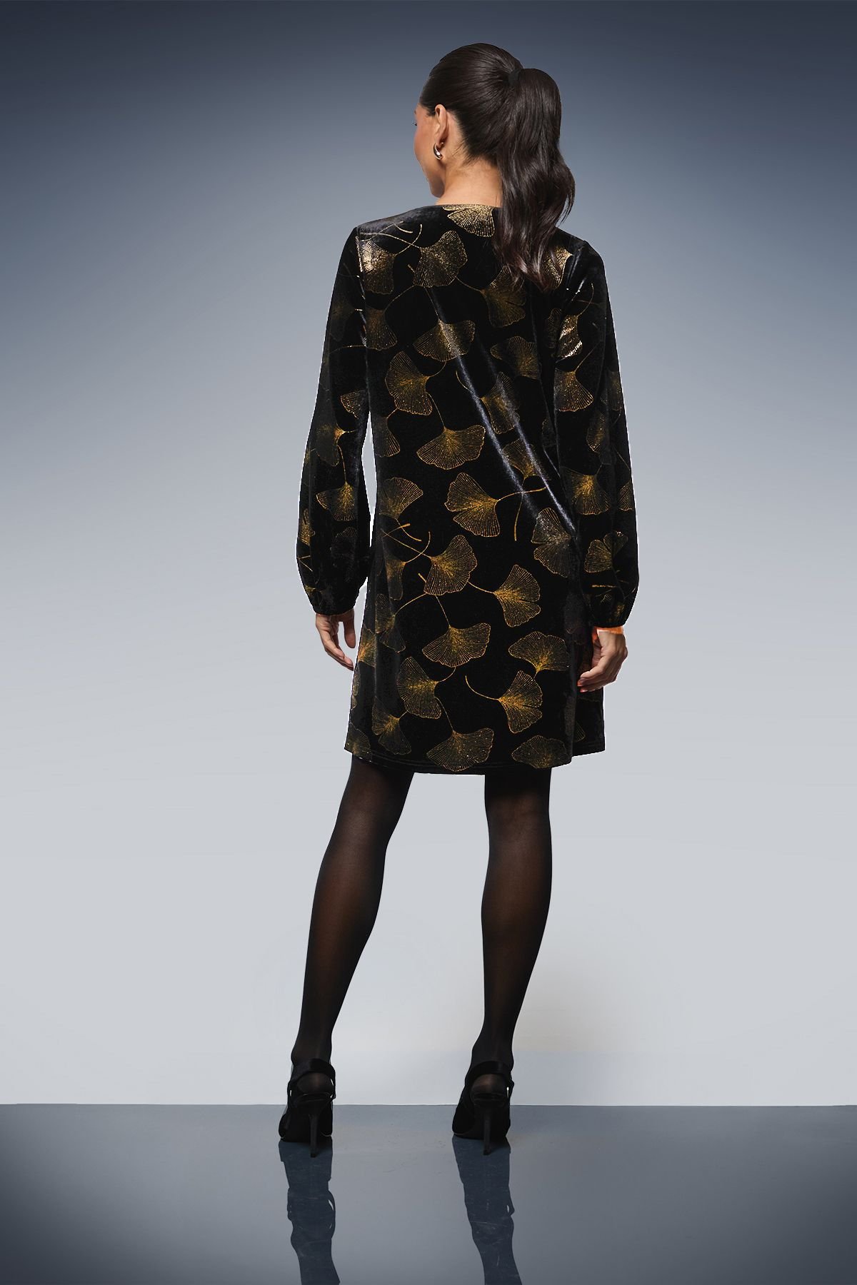 Wallis Wallis Women's Metallic Velvet V Neck Shift Dress in Black - 3