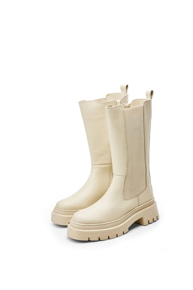 Moda In Pelle Moda In Pelle Women's 'Itzel' Leather Ankle Boots in Cream - 2
