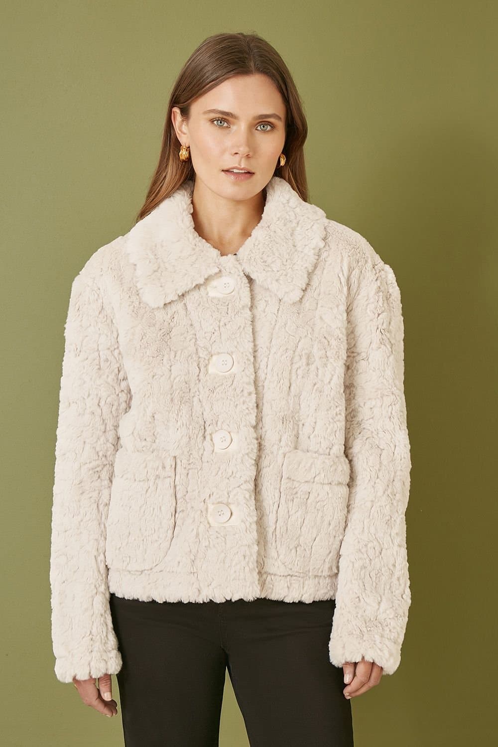 Yumi Yumi Women's Cream Luxe Textured Faux Fur Jacket With Pockets