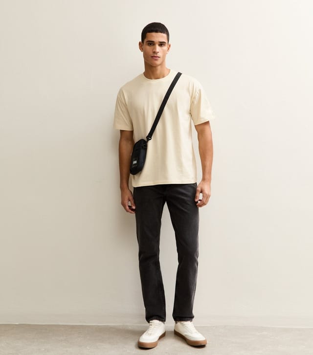 New Look Men's Cream Oversized Short Sleeve T-Shirt New Look - 3