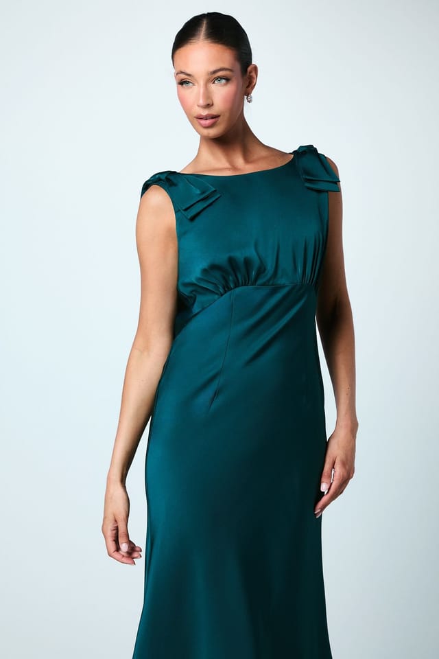 Coast Coast Women's Bow Shoulder Cowl Satin Maxi Bridesmaid Dress in Emerald - 2