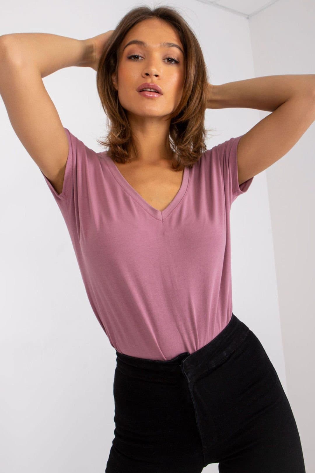 Love Lace Love Lace Women's Short Sleeve Heart Neck T-Shirt for Any Occasion in Pink