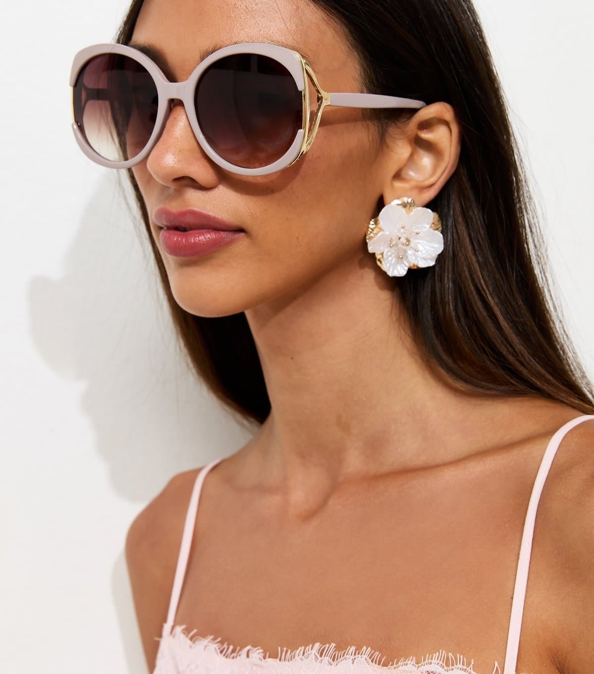 New Look Mink Oversized Round Temple Detail Sunglasses New Look