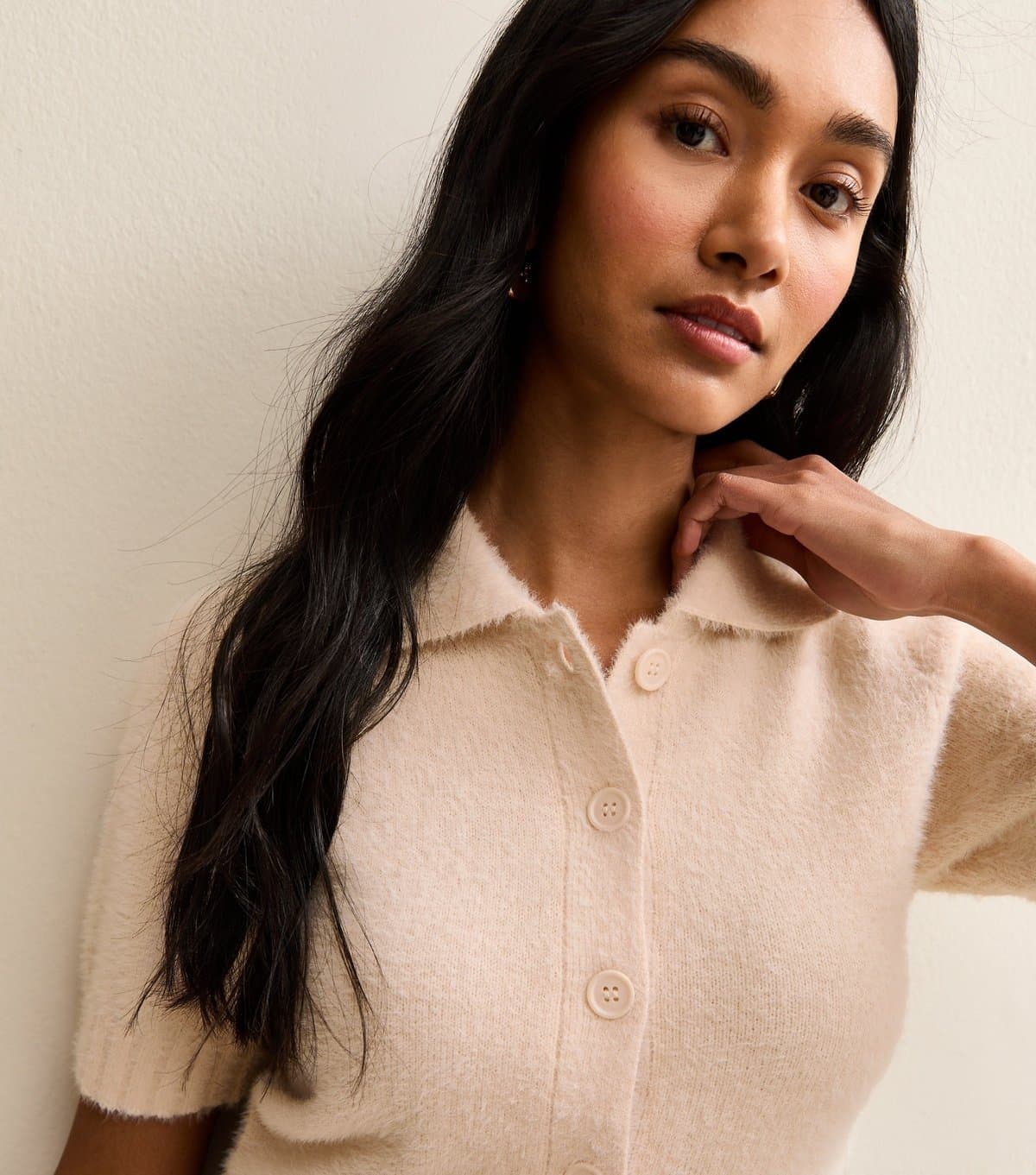 New Look Women's Off White Fluffy Knit Short Sleeve Collared Cardigan New Look