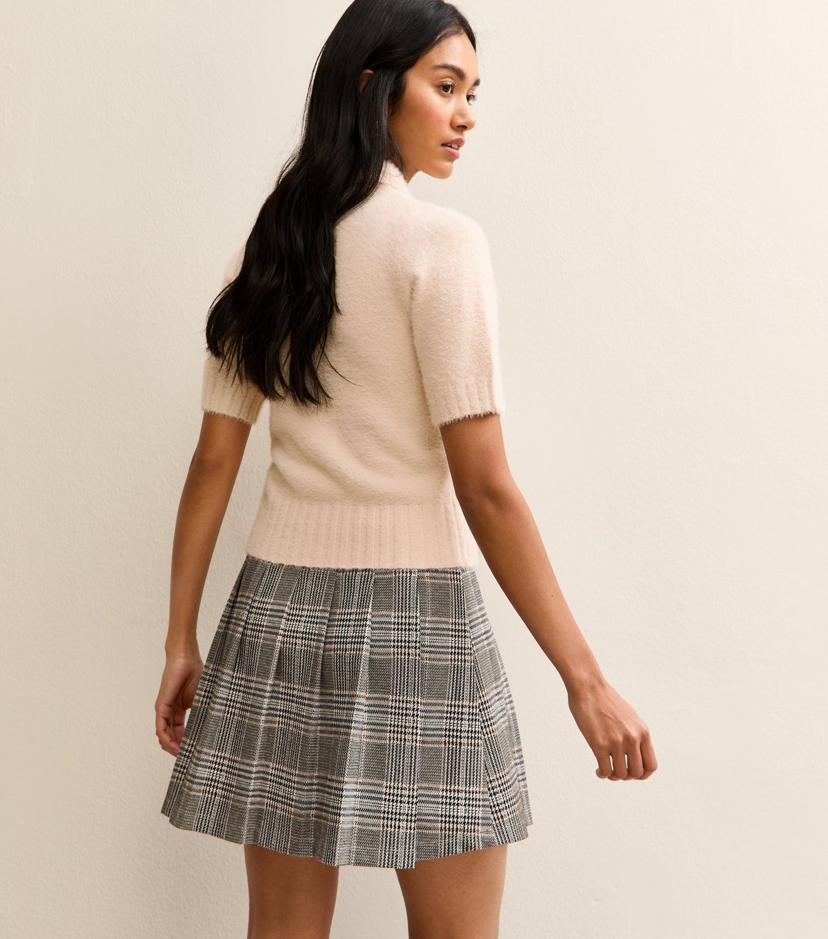 New Look Women's Off White Fluffy Knit Short Sleeve Collared Cardigan New Look - 4