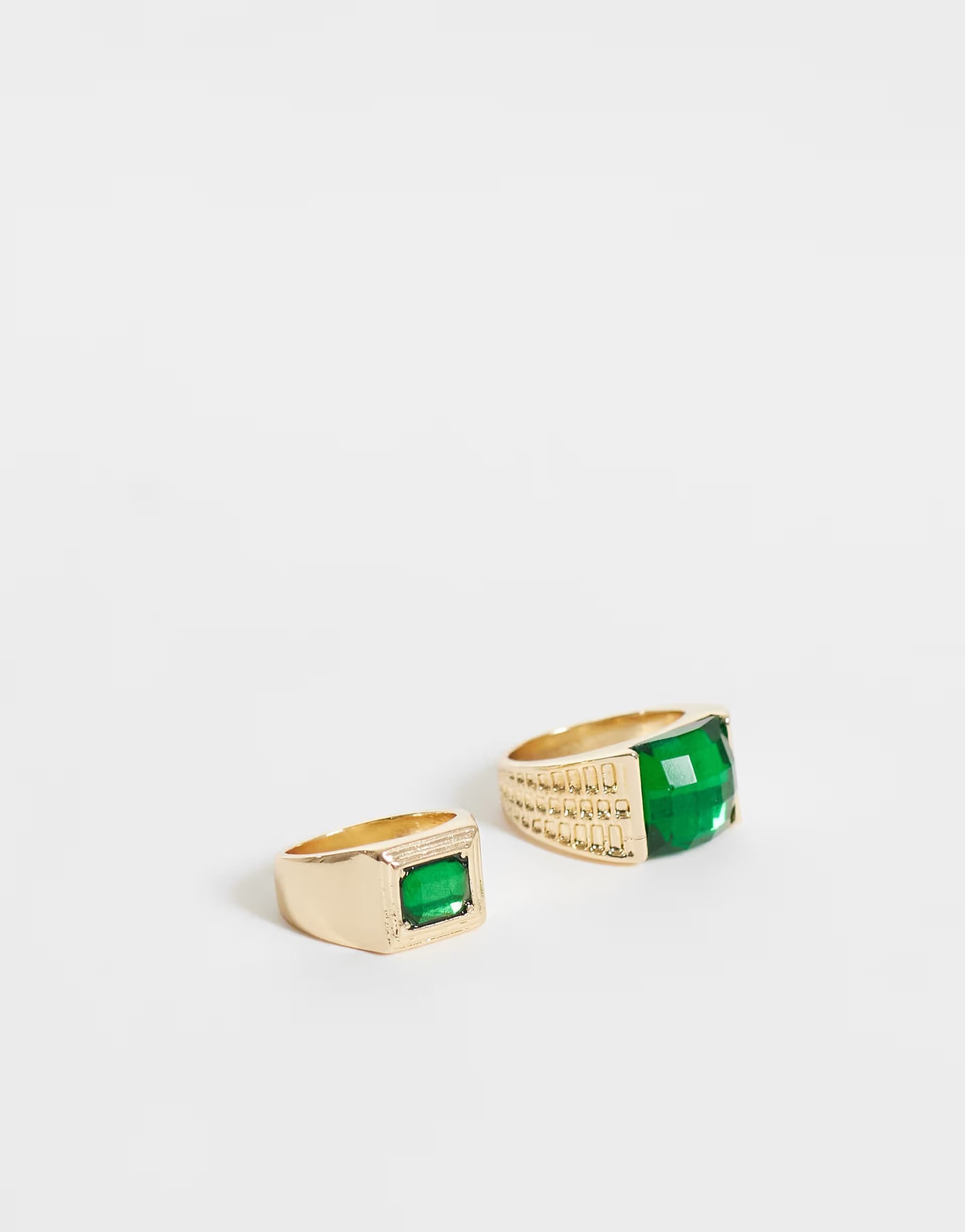 ASOS ASOS DESIGN pack of 2 stone set vintage rings in gold tone with green stone set