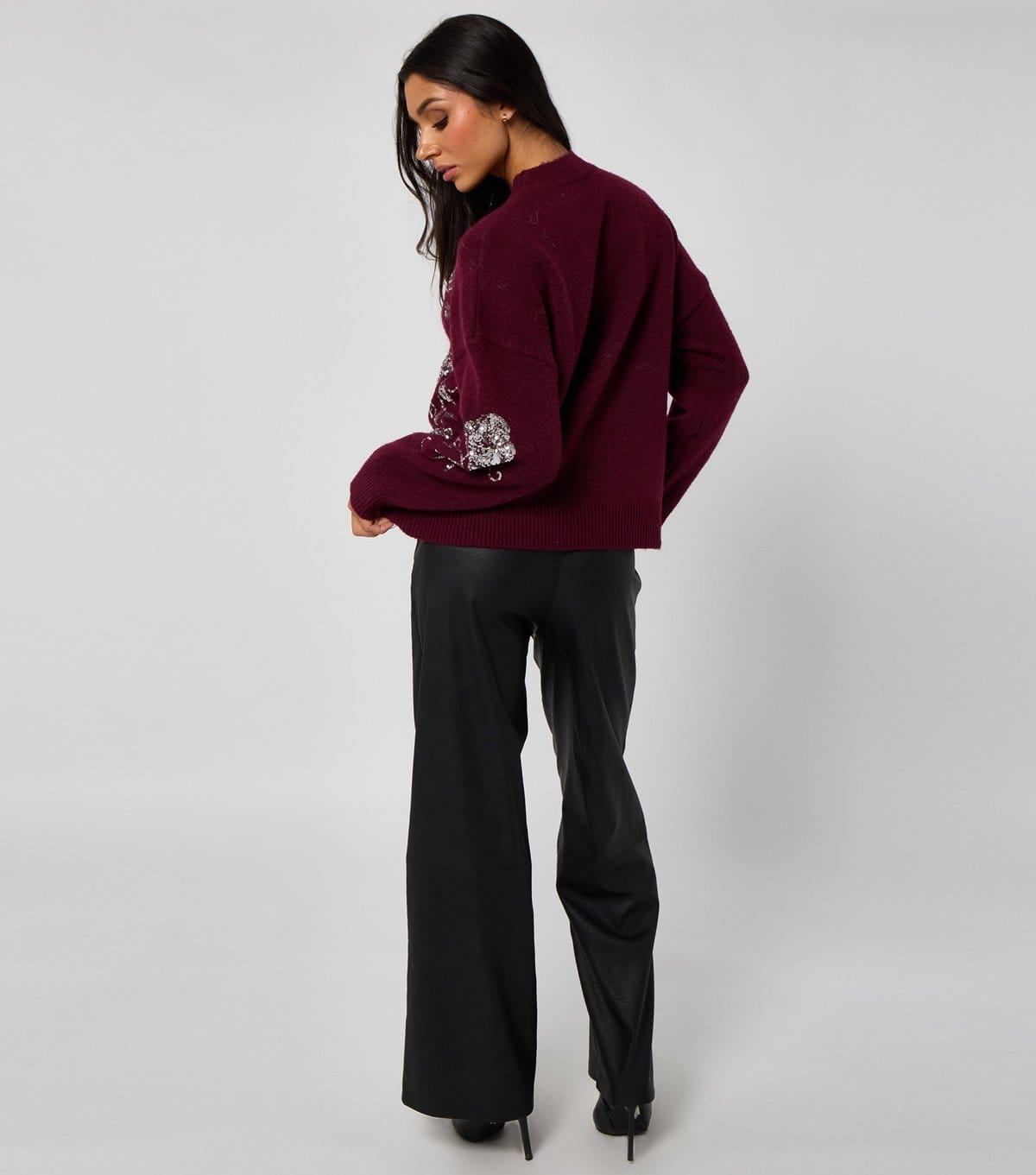 Urban Bliss Women's Dark Burgundy Floral Sequin Embroidered Jumper Urban Bliss New Look - 4