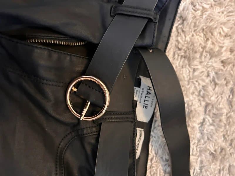 New Look Black leather high waisted jeans