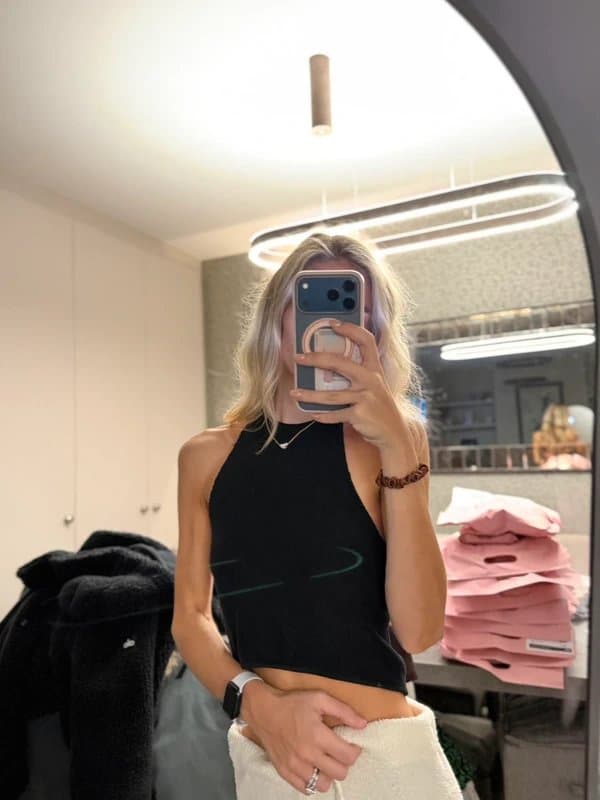 Subdued Subdued black halter knit top – size S
