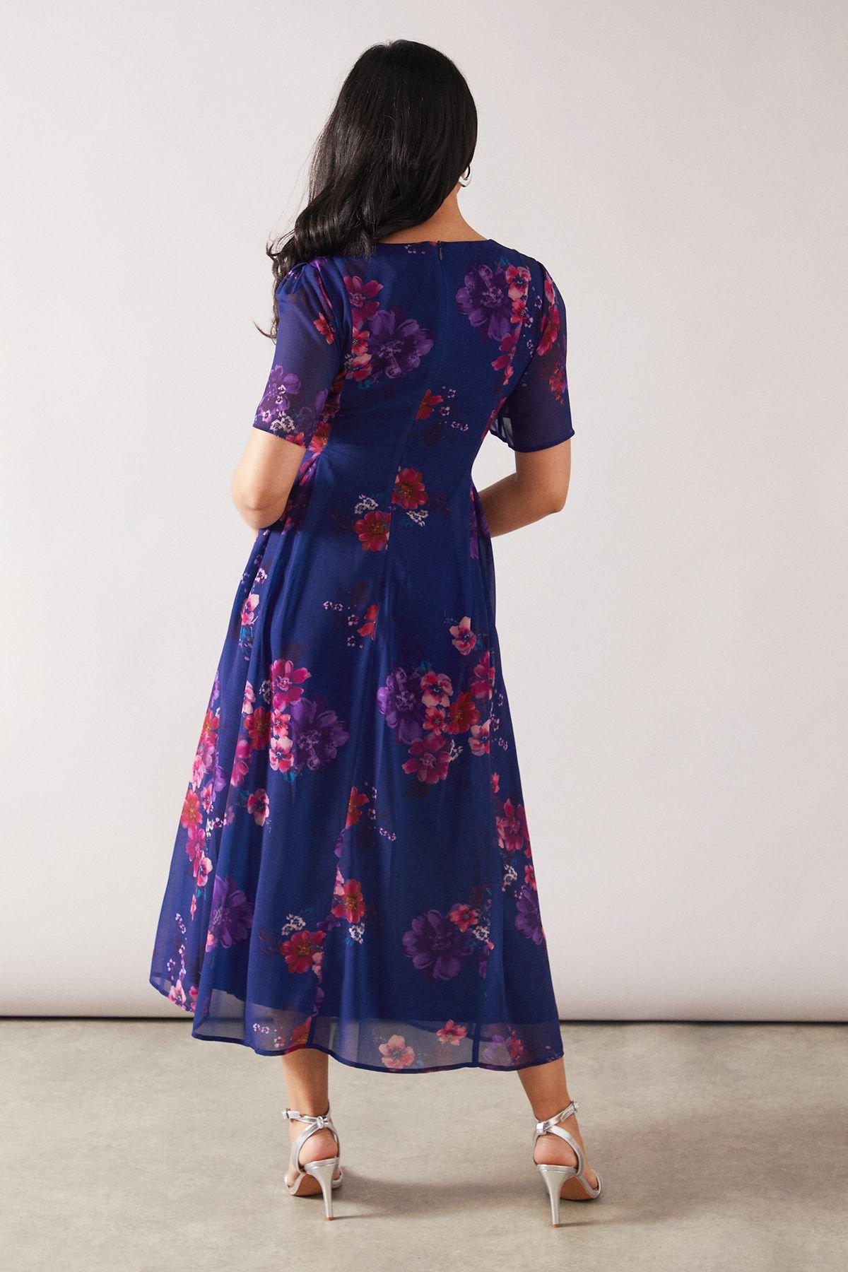 Wallis Wallis Women's Petite Printed Chiffon Midi Dress in Blue - 3