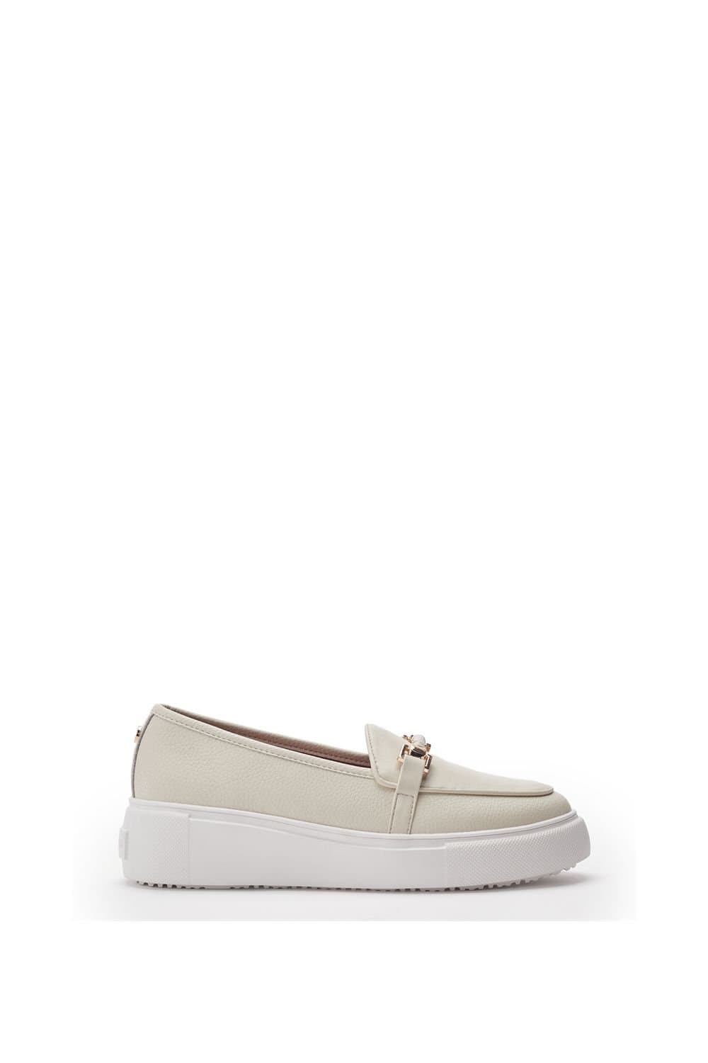 Moda In Pelle Moda In Pelle Women's 'Ettala' Leather Loafers in Off-White