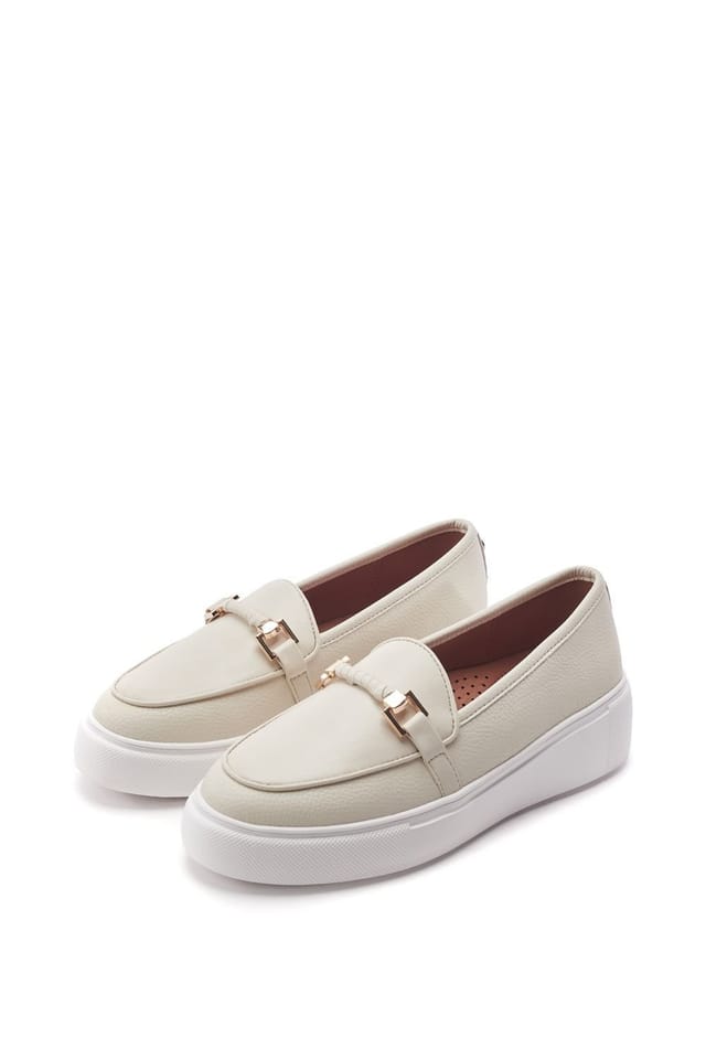 Moda In Pelle Moda In Pelle Women's 'Ettala' Leather Loafers in Off-White - 2