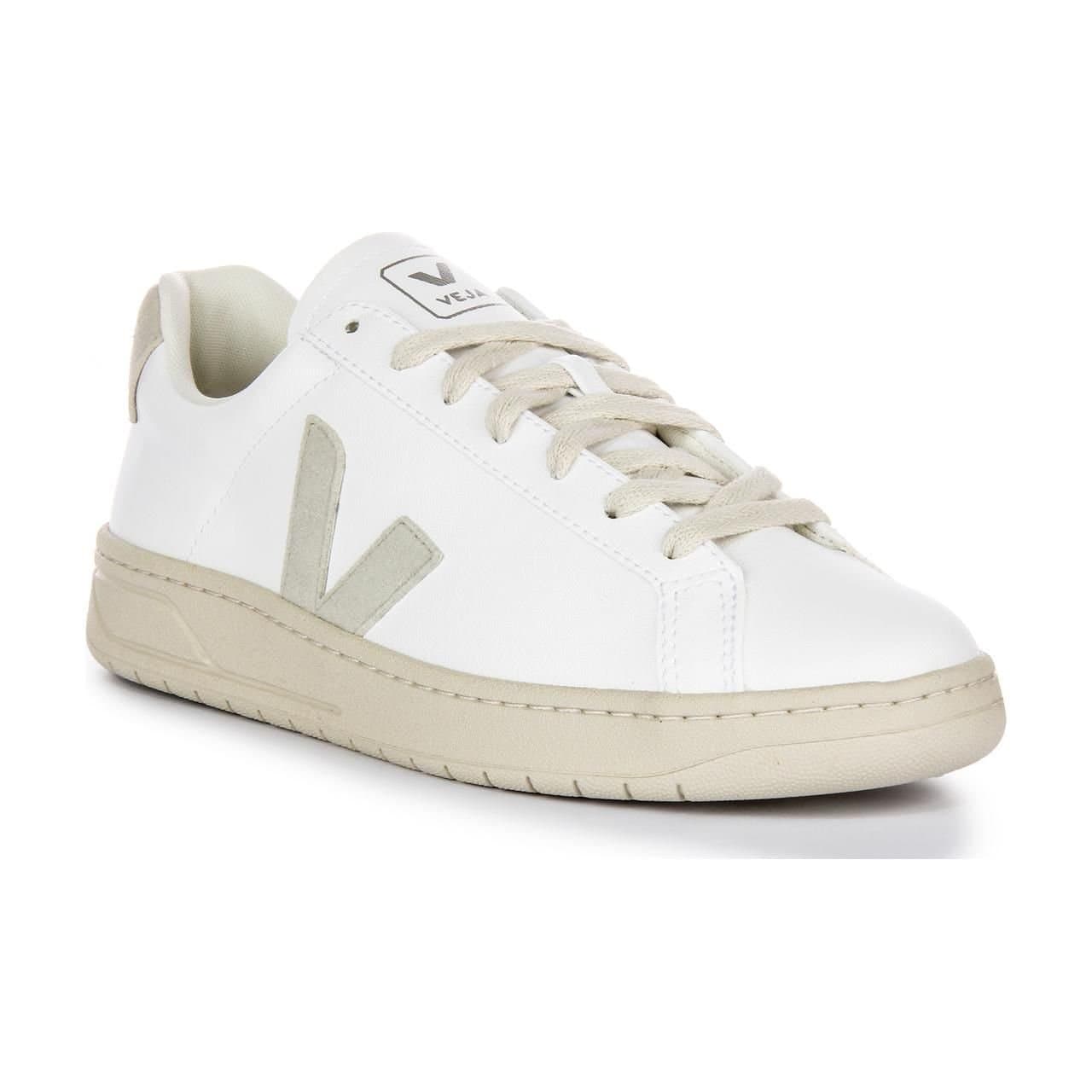 Veja Veja Men's 'Urca Cwl' White Synthetic Trainers