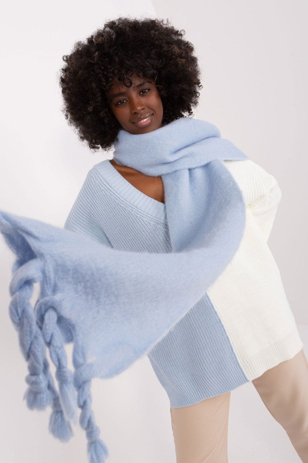Love Lace Love Lace Women's Long Smooth Polyester Scarf with Soft Fringe Trim for Autumn in Blue - 4