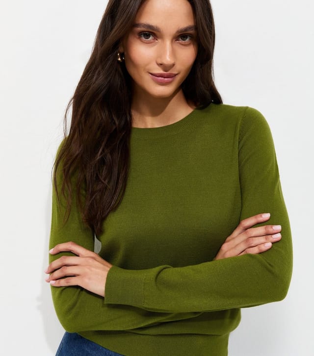 New Look Women's Bright Green Lightweight Crew-Neck Jumper New Look - 2