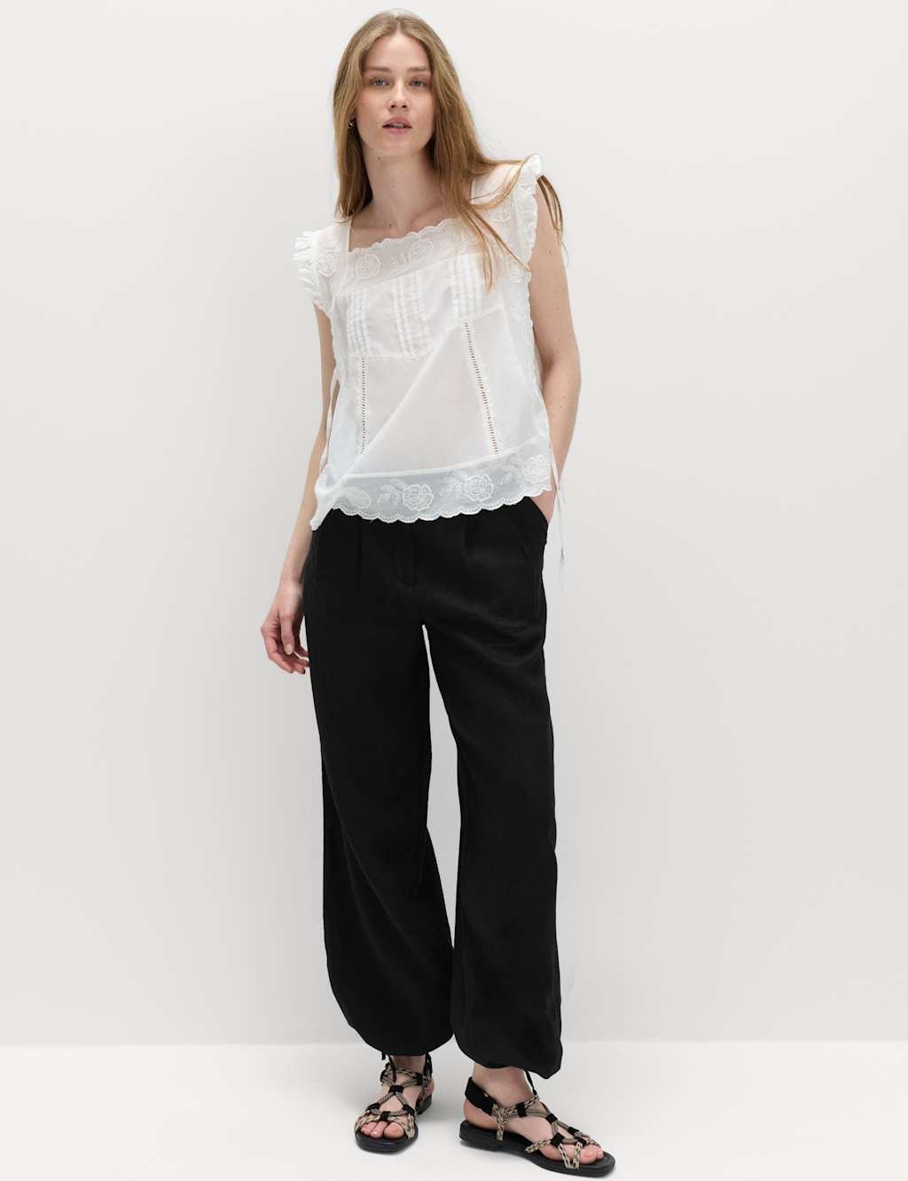 Marks & Spencer M&S Pure Linen Balloon Trousers Black - 2