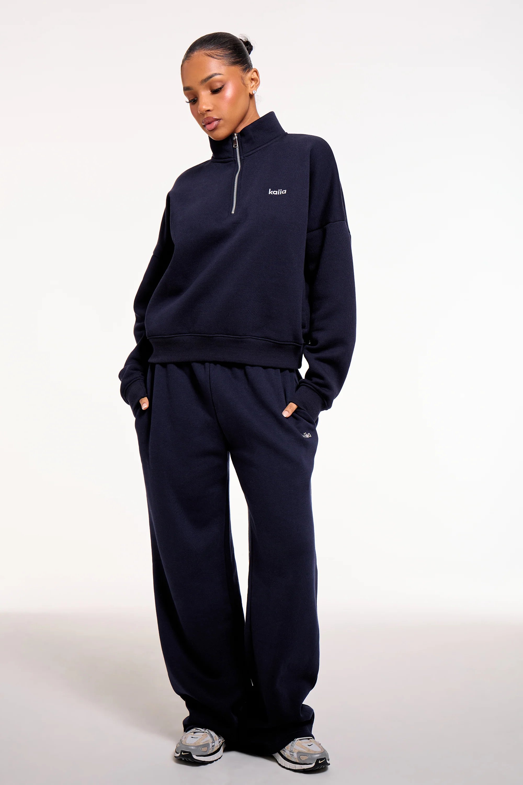 Kaiia Kaiia Chrome Logo Oversized Quarter Zip Sweatshirt Navy - 3