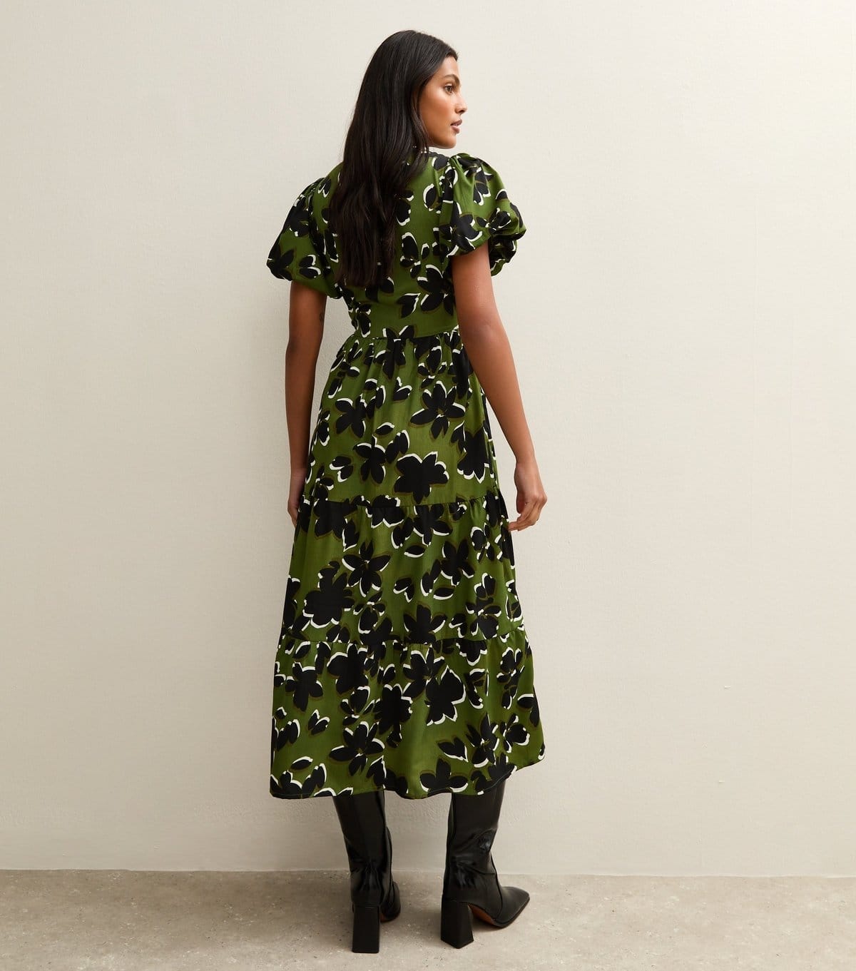 New Look Women's Green Floral Print Wrap Midi Dress New Look - 4
