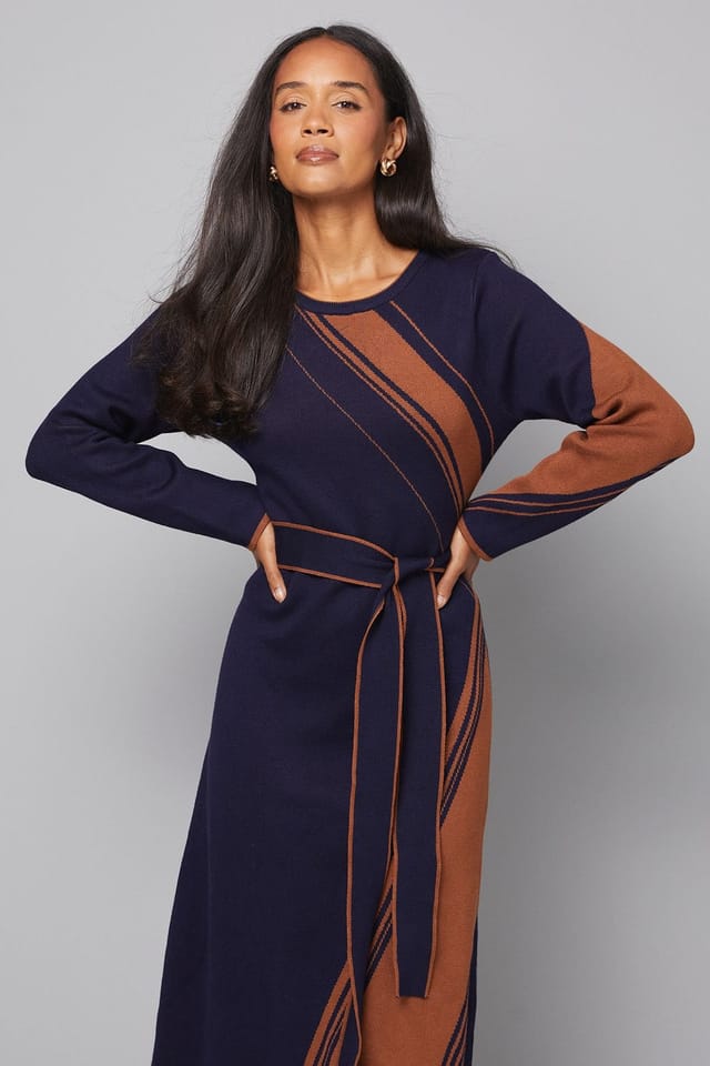 Wallis Wallis Women's Asymmetric Jacquard Knitted Dress in Navy - 2
