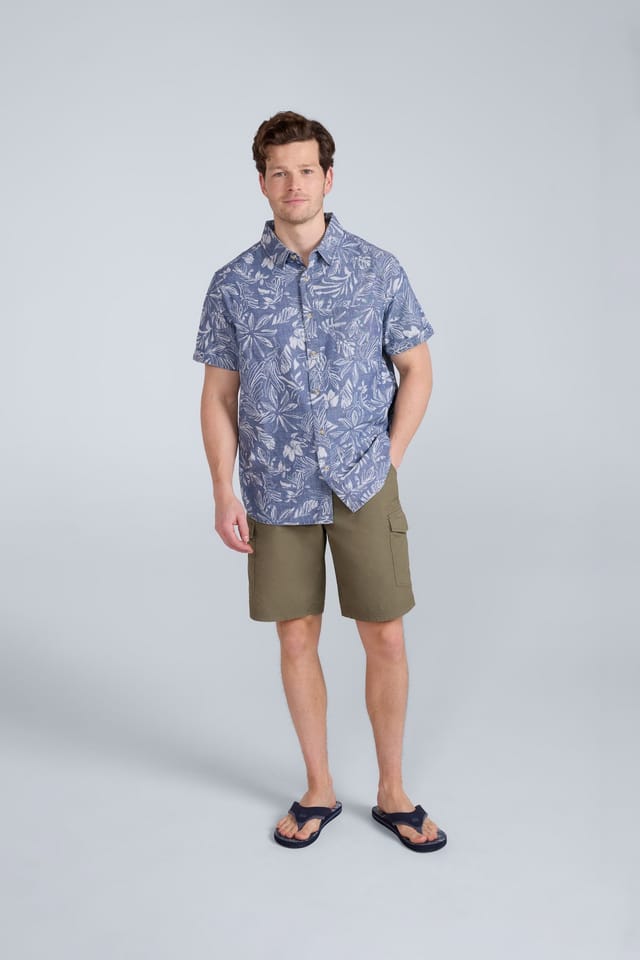 Animal Animal Men's 'Jamie' Hibiscus Print Lightweight Short Sleeve Cotton Shirt in Dark Blue - 2