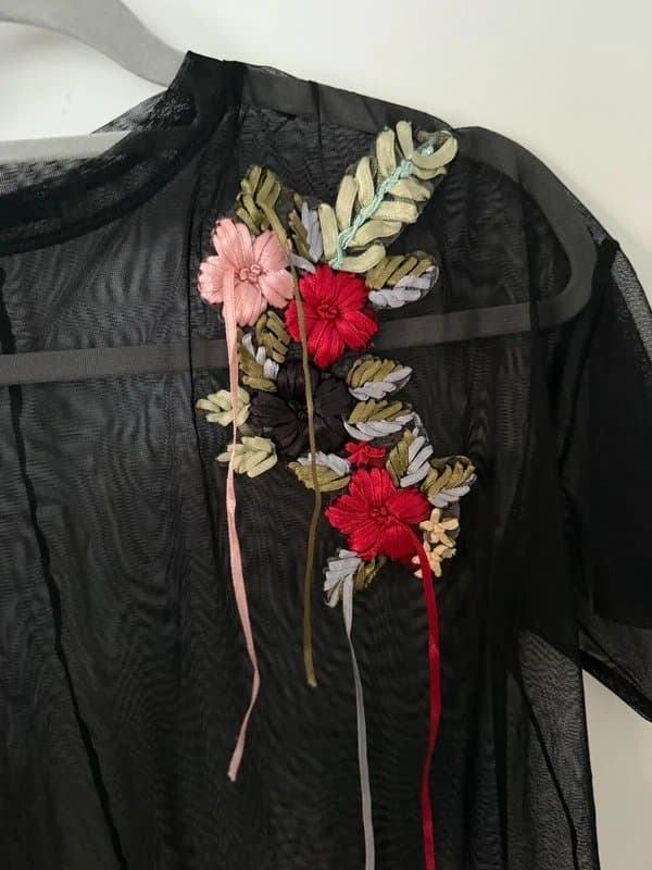 Bershka Bershka mesh top with flowers