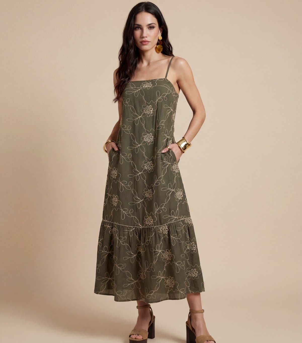 Urban Bliss Women's Khaki Embroidered Maxi Dress Urban Bliss New Look