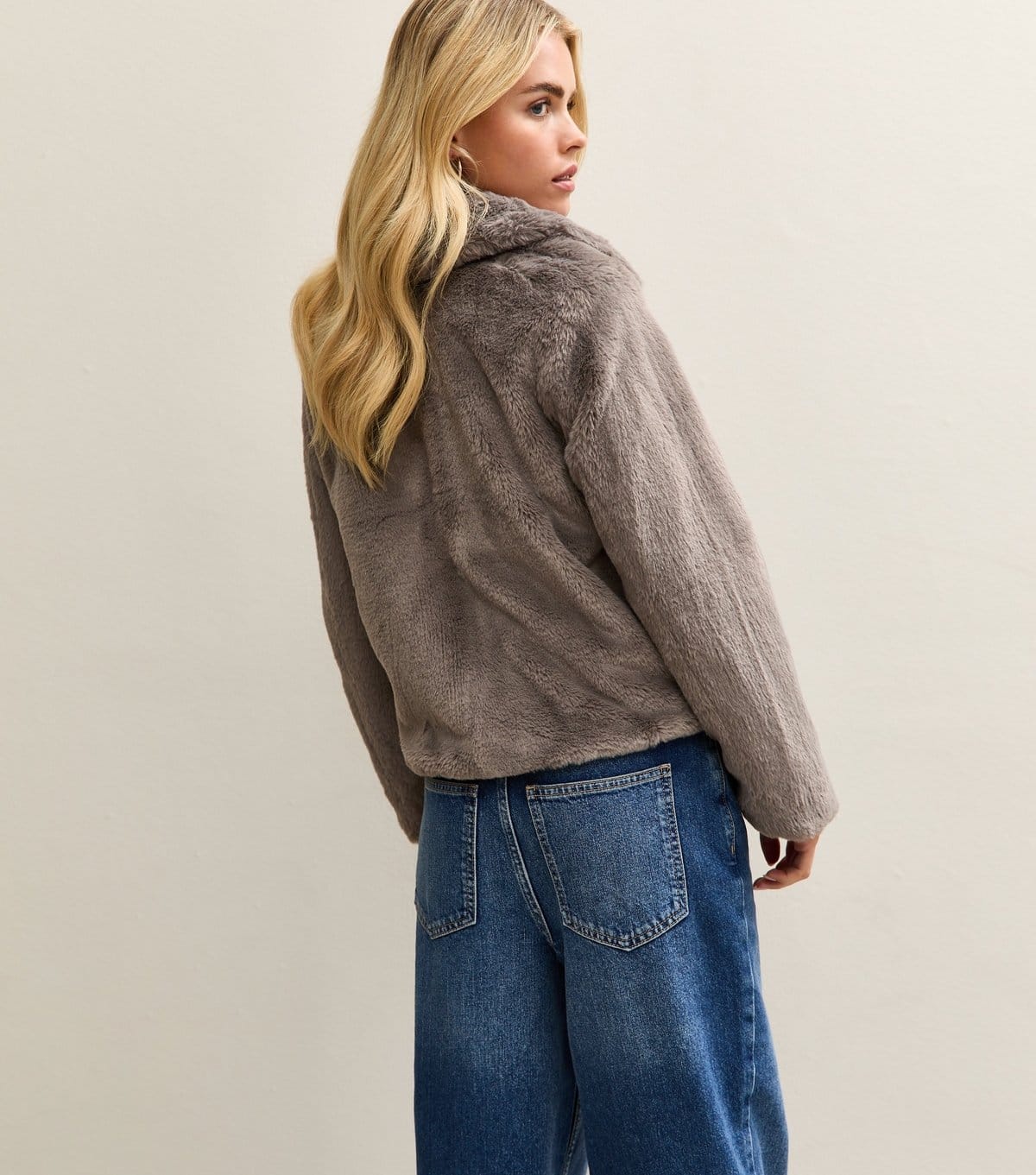 New Look Women's Petite Mink Faux Fur Collared Jacket New Look - 4