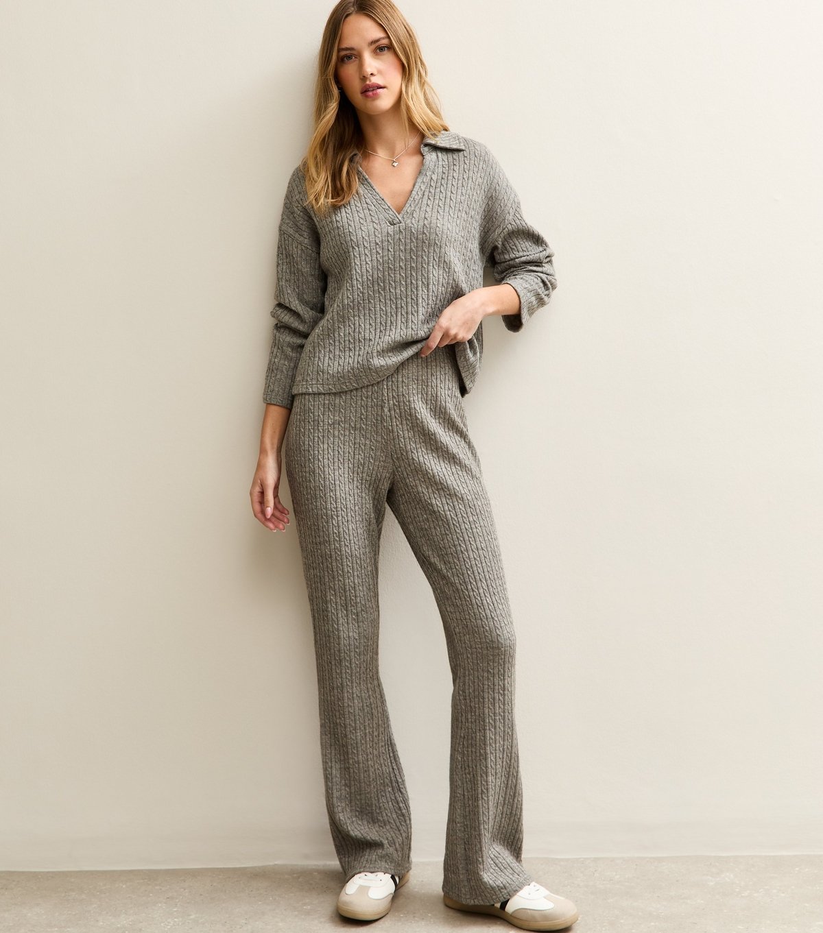 New Look Women's Mid Grey Soft Touch Cable Knit Polo Top New Look - 3