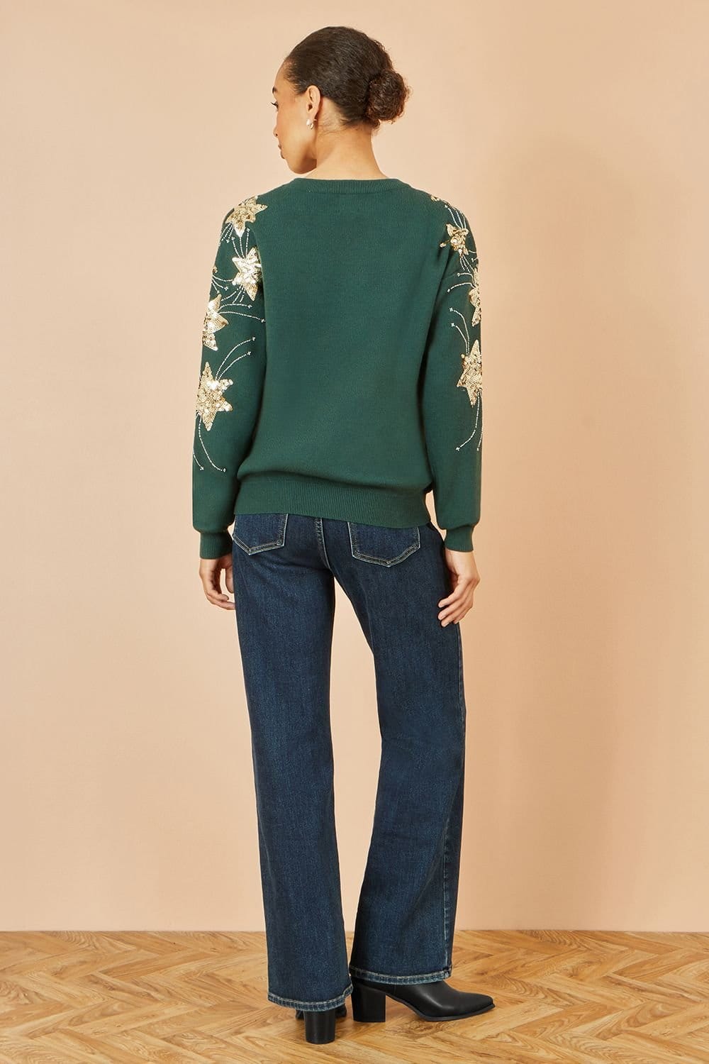 Yumi Yumi Women's Green Relaxed Fit Jumper With Sequin Star Sleeves - 4