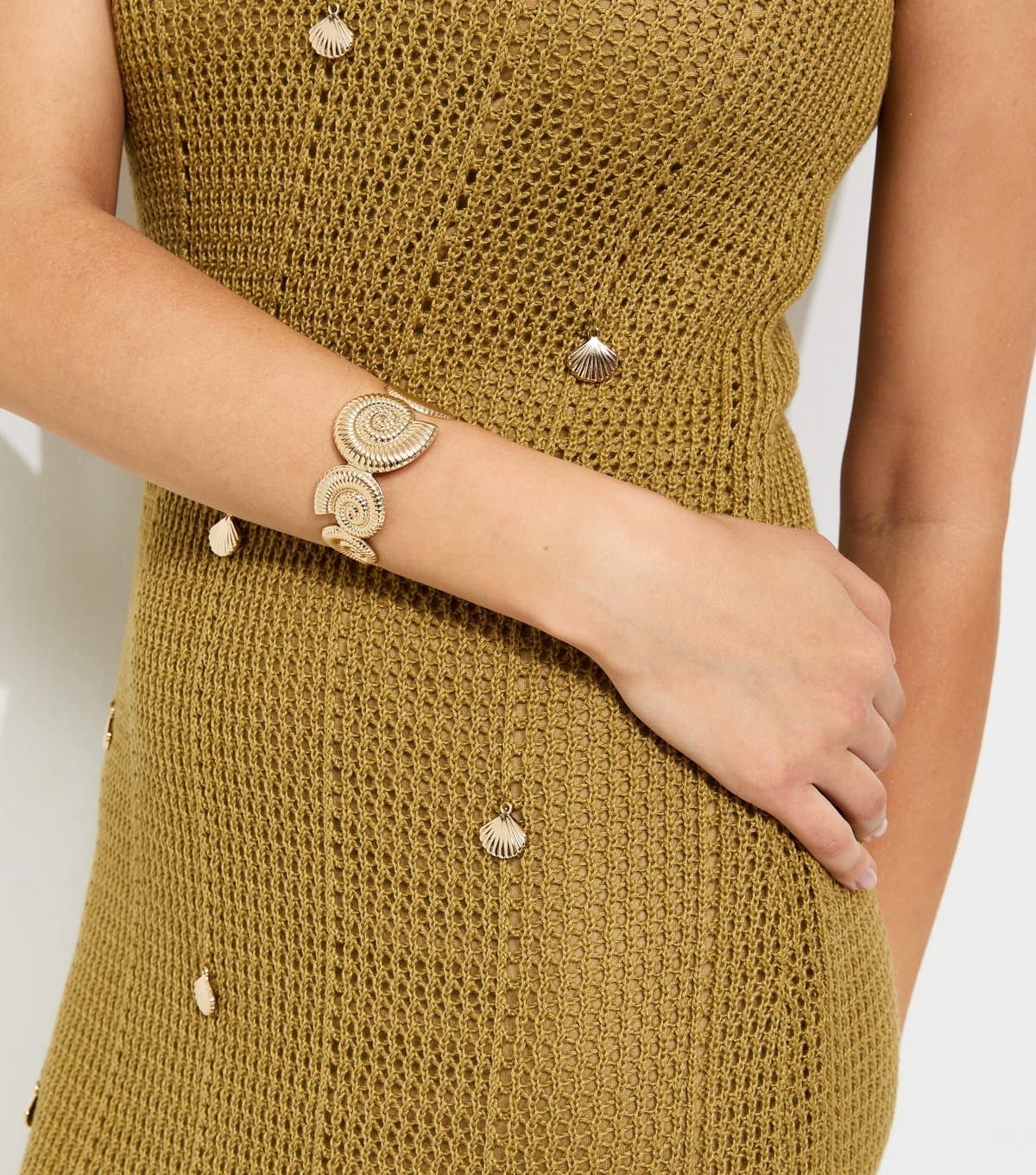 New Look New Look Gold Tone Shell Cuff Bracelet