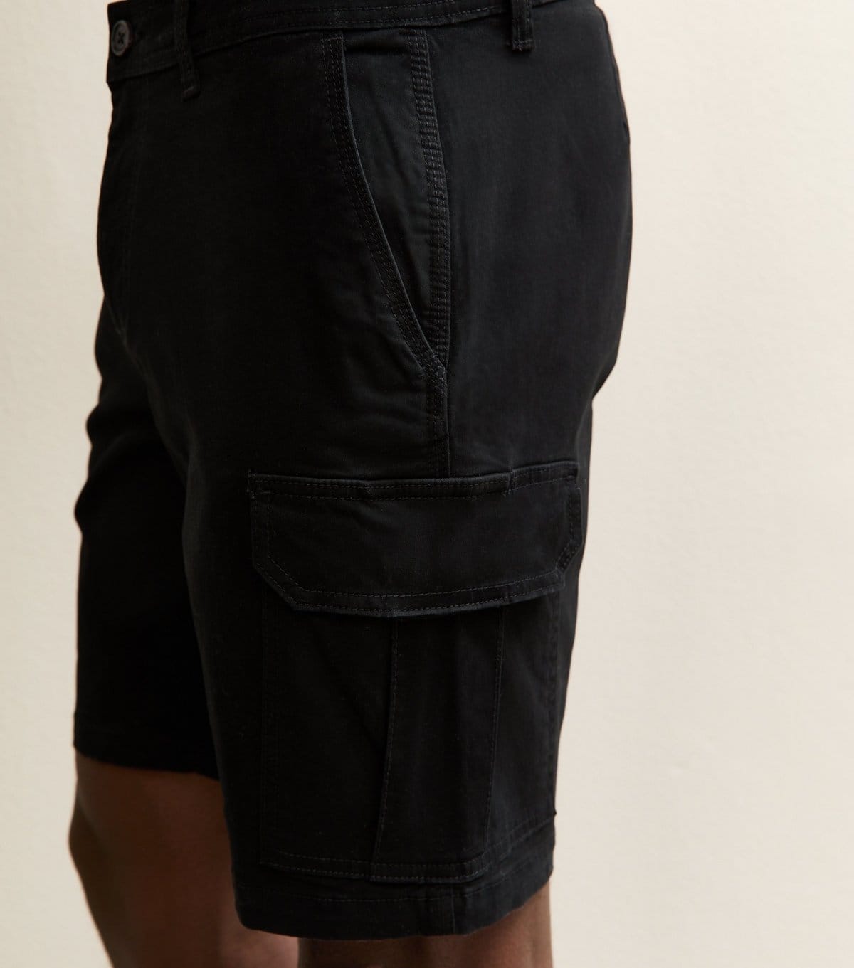 New Look Men's Black Regular Fit Cargo Shorts New Look - 4