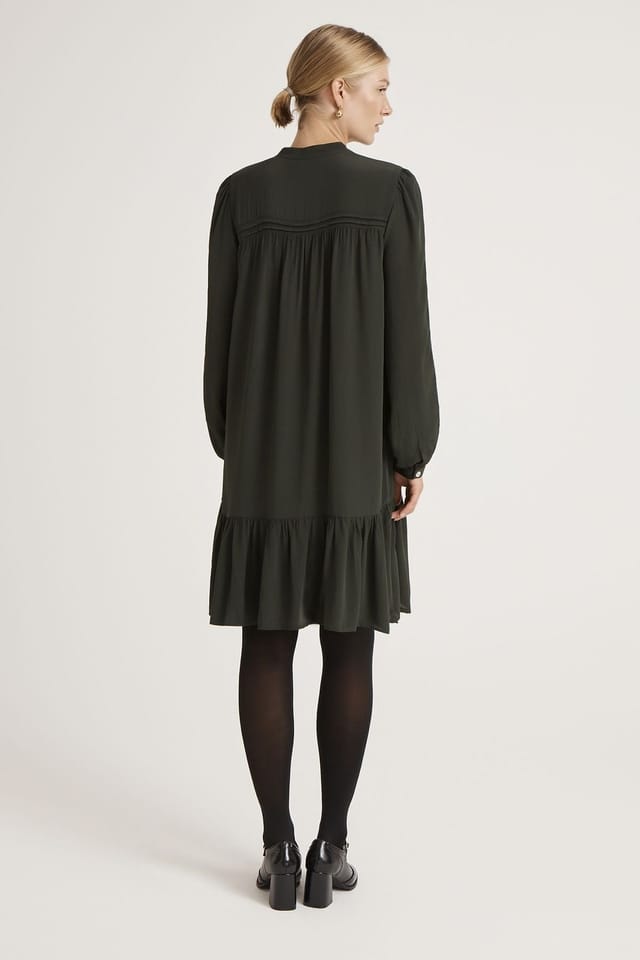 Finery London Finery London Women's Beccy Crepe Short Dress in Dark Green - 3
