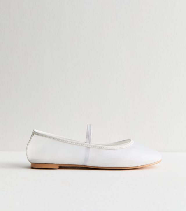 Public Desire Women's White Twiggie Ballet Pumps Public Desire New Look - 3