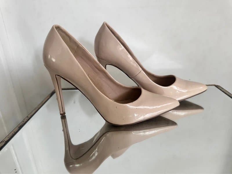 ASOS ASOS Nude Patient point toe heals size 5.5