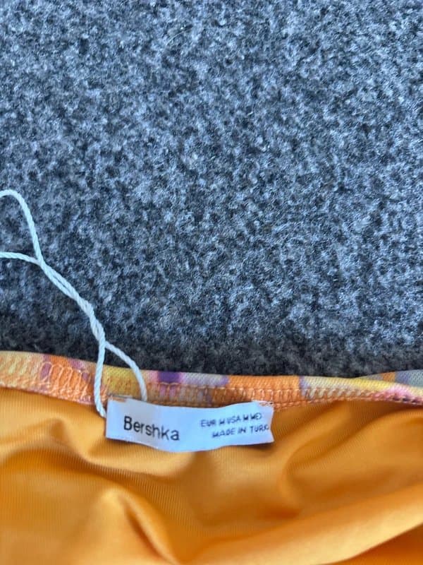 Bershka Strapless flower crop top
