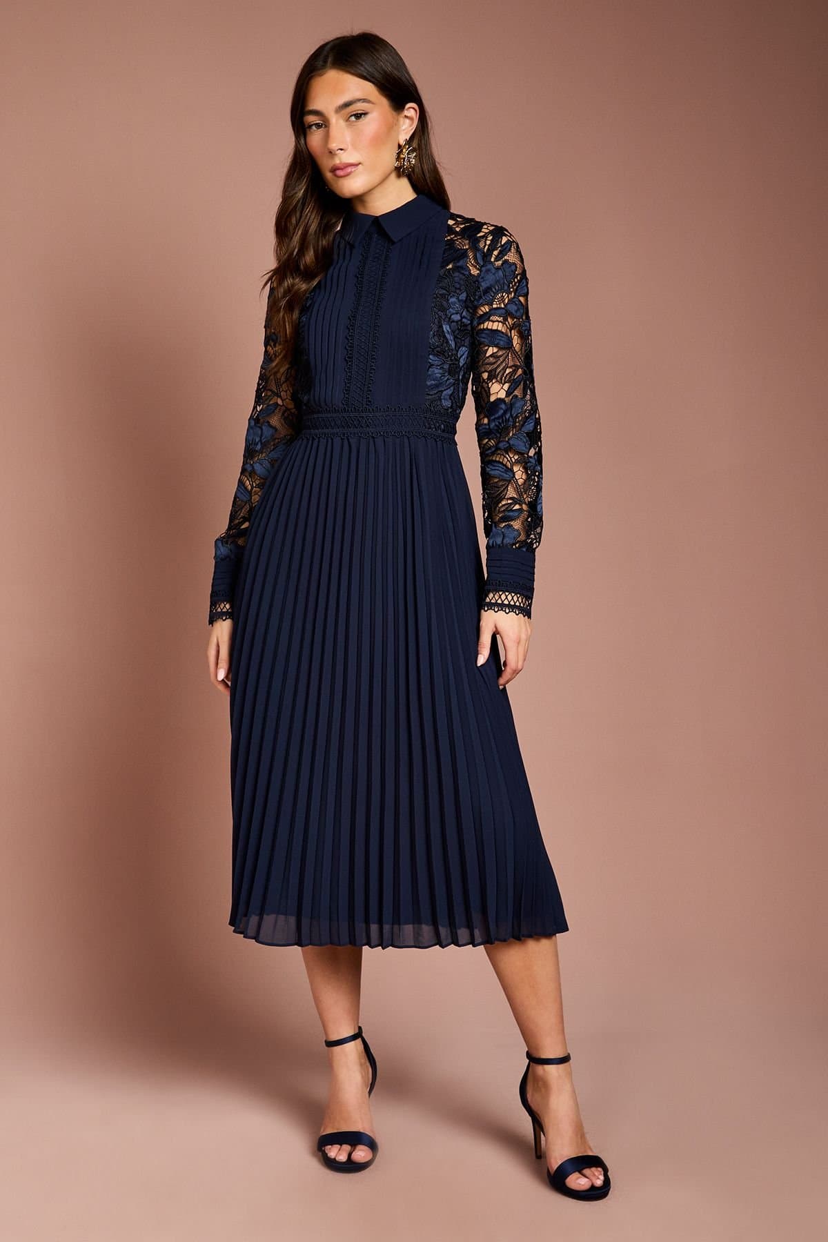 Coast Coast Women's Long Sleeve Lace & Pleated Midi Shirt Dress in Navy