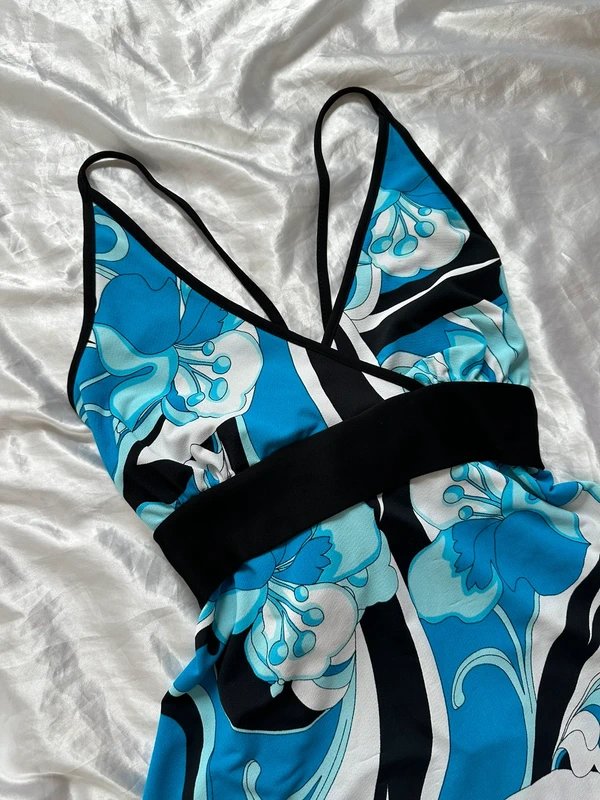 New Look New Look Y2K vintage blue floral abstract print black cami tie up top 💙 - 1